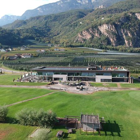 The Lodge Sporthotel - Golfclub Eppan Appiano Sulla Strada Del Vino Esterno foto