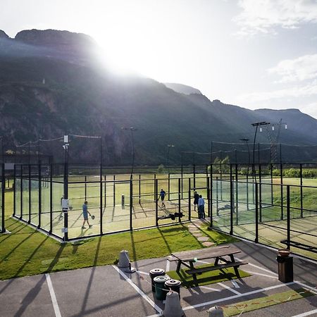 The Lodge Sporthotel - Golfclub Eppan Appiano Sulla Strada Del Vino Esterno foto