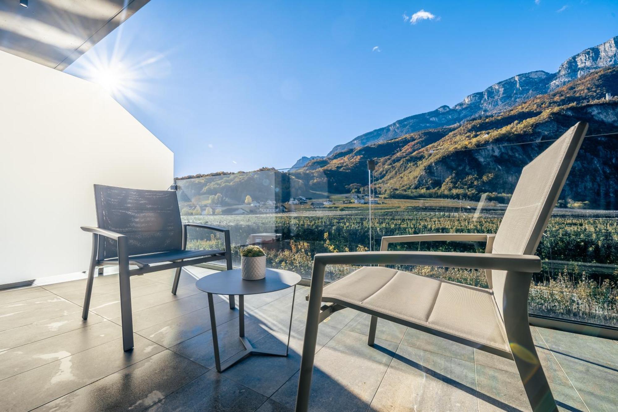 The Lodge Sporthotel - Golfclub Eppan Appiano Sulla Strada Del Vino Esterno foto