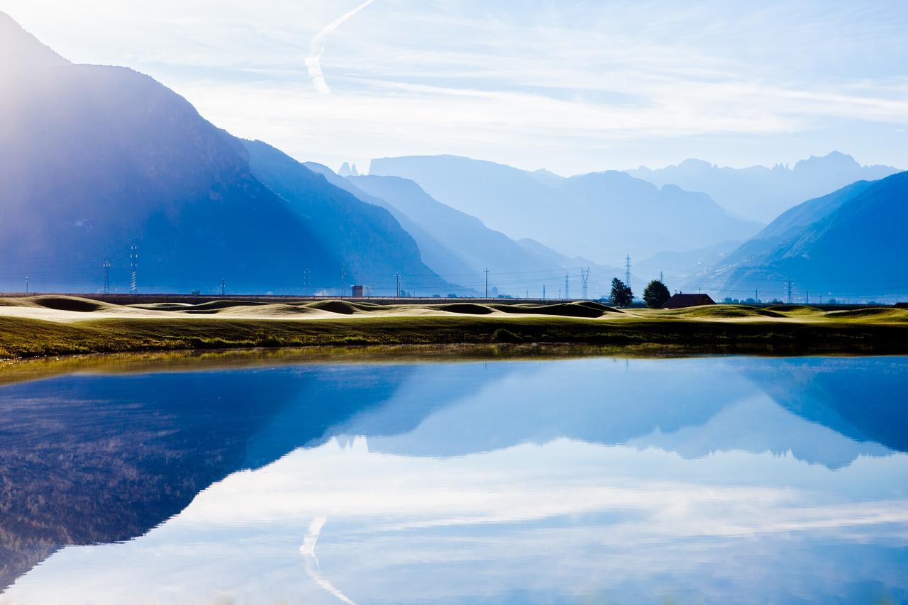 The Lodge Sporthotel - Golfclub Eppan Appiano Sulla Strada Del Vino Esterno foto